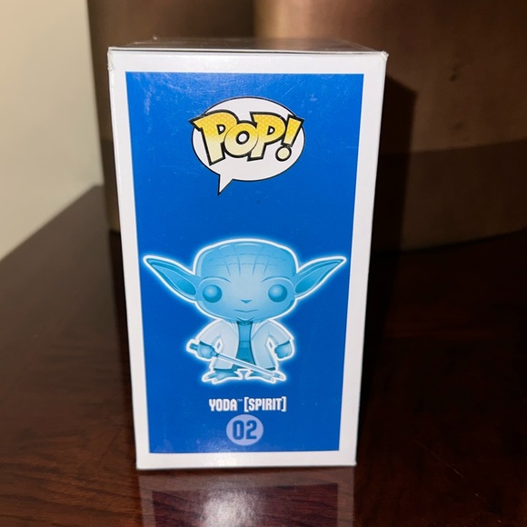 Funko Pop Star Wars Yoda (Spirit) Glow In The Dark Bobble-Head Figurine - Picture 4 of 7
